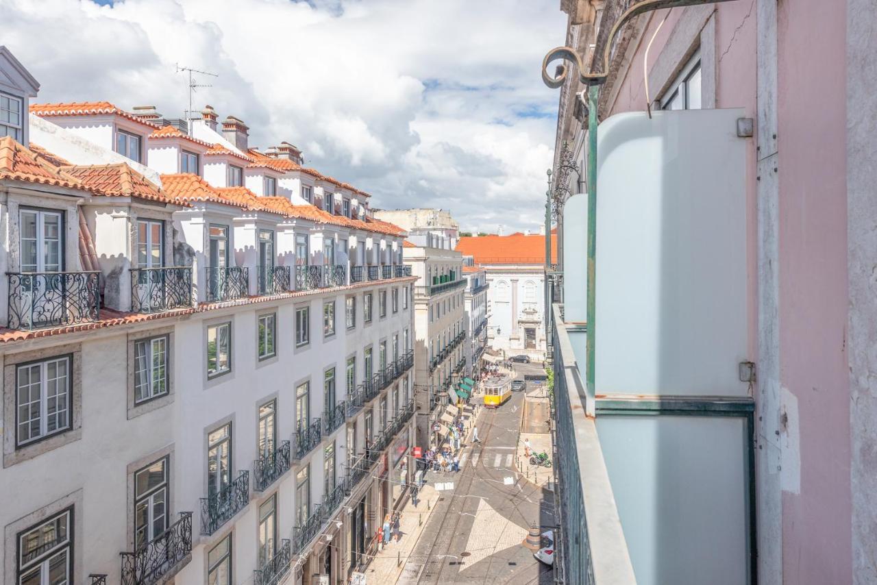 Happy At Chiado Hotel Lisbon Exterior photo