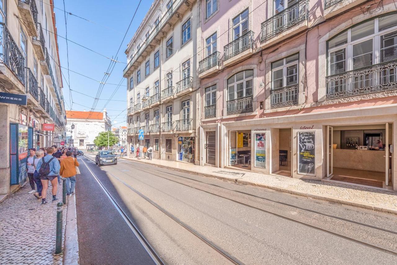 Happy At Chiado Hotel Lisbon Exterior photo